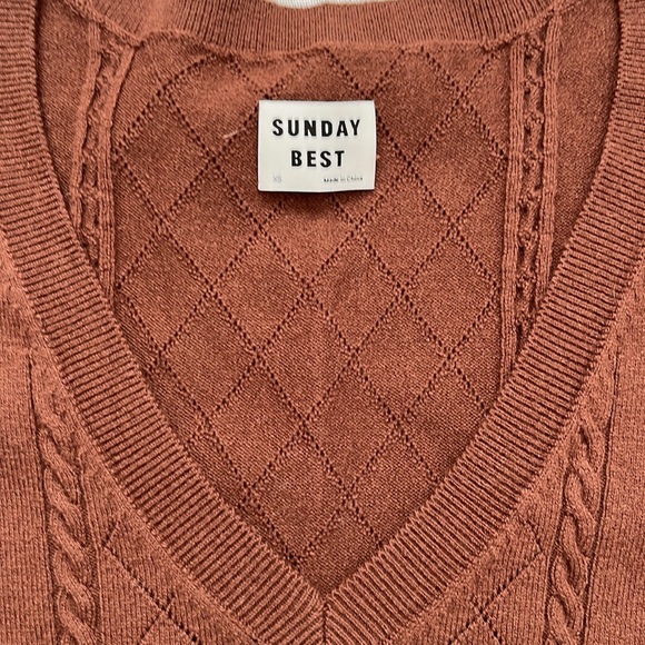 NWOT Aritzia Sunday Best Quinn Sweater Vest - Picture 5 of 6